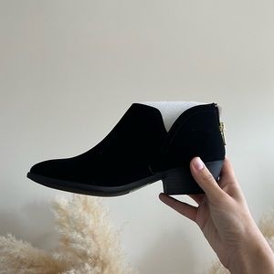 Soda “BLACK / NUBUCK” Boots